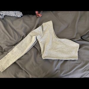 One arm long sleeve crop top